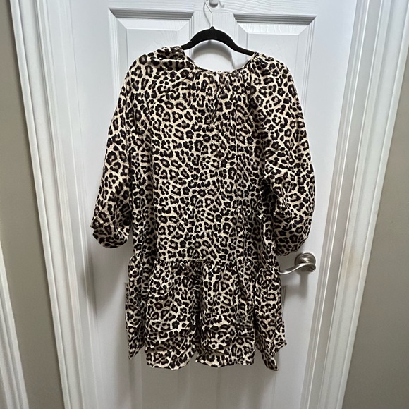 H&M Animal Print Dress - Picture 2 of 2